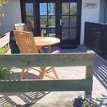 Landhaus-sutje-strandhuette *